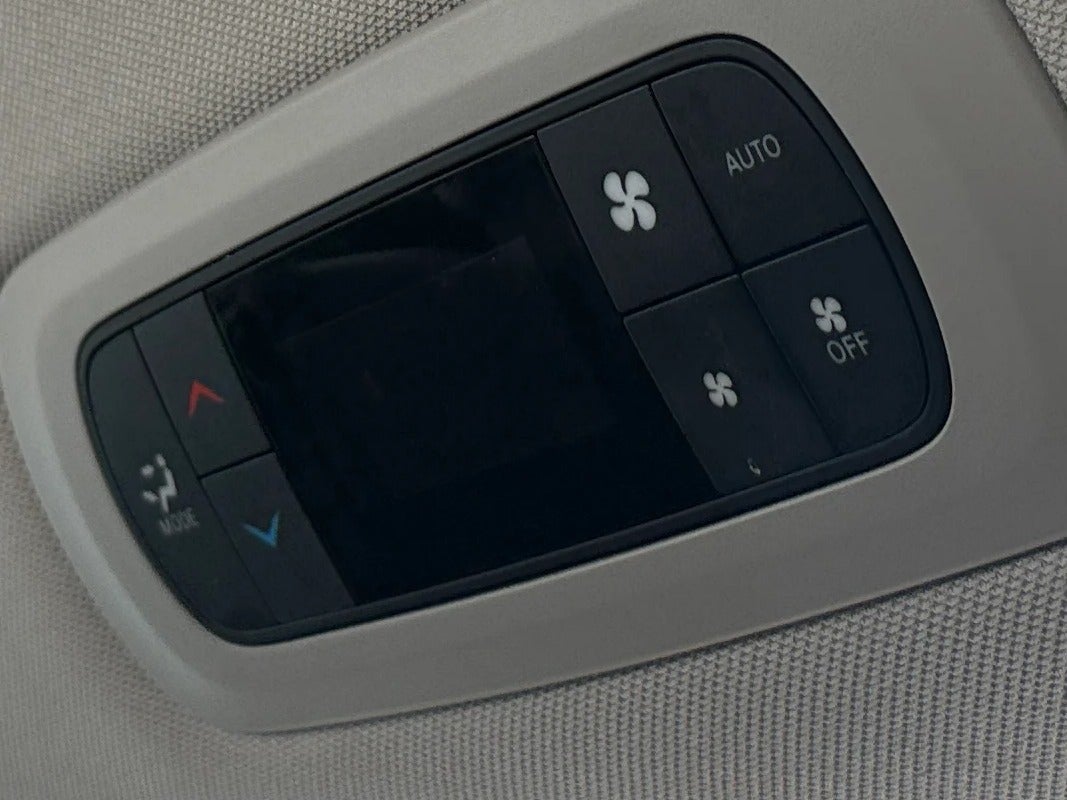 chrysler pacifica phev 2024 2C4RC1S7XRR156581 image chrysler pacifica phev 2024 2C4RC1S7XRR156581 image